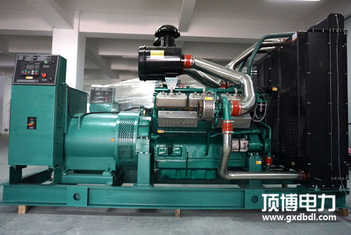 頂博電力與廣西納川房地產簽訂700千瓦上海乾能柴油發電機組